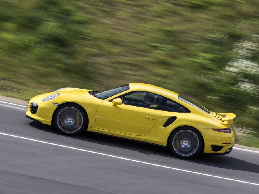  Porsche 911 Turbo 2013 года  (фото 5 из 21)